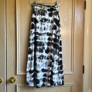 Mossimo Jersey Maxi Skirt Roll Down Yoga Waist Black/White Modern Pattern XS